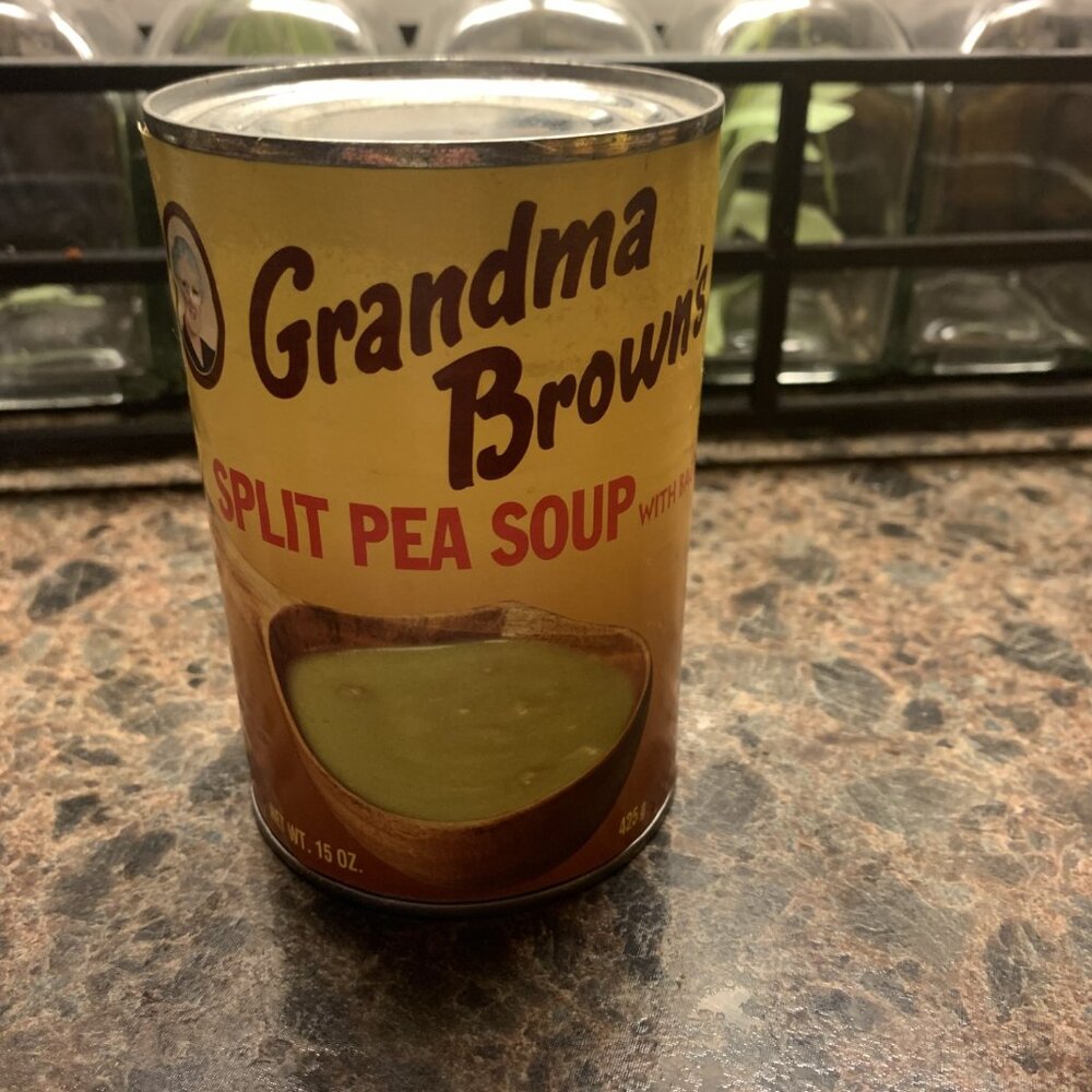 Collectible unopened can of Central New York's  Grandma Brown's split pea soup